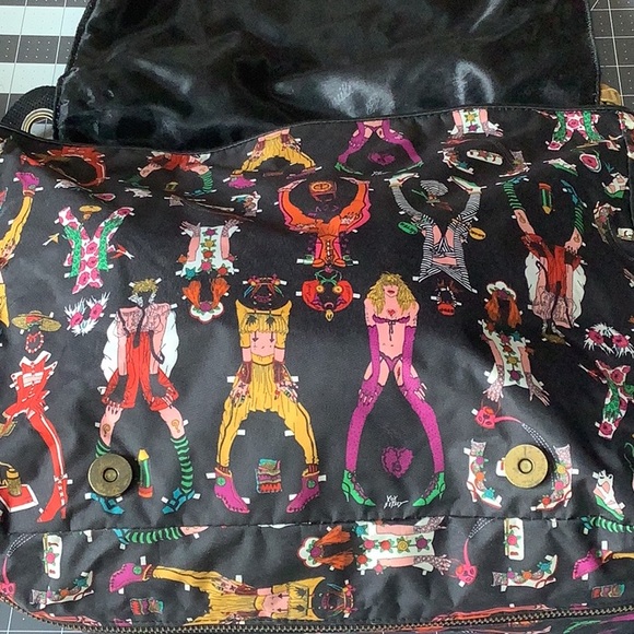 EUC Betsey Johnson Betseyville over the shoulder tote - Picture 10 of 12